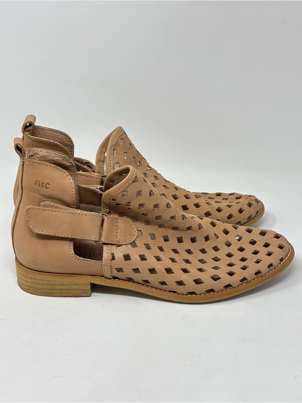 Musse & Cloud leather caila perforated booties size 40 (9-9.5) - Picture 5 of 15